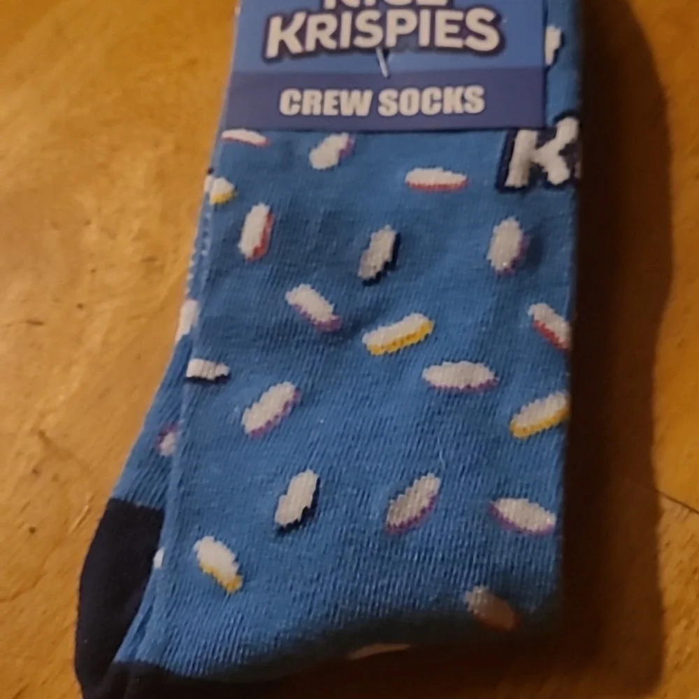 NWT Rice Krispy themed socks 4 oar Size 9-13 - Picture 4 of 6